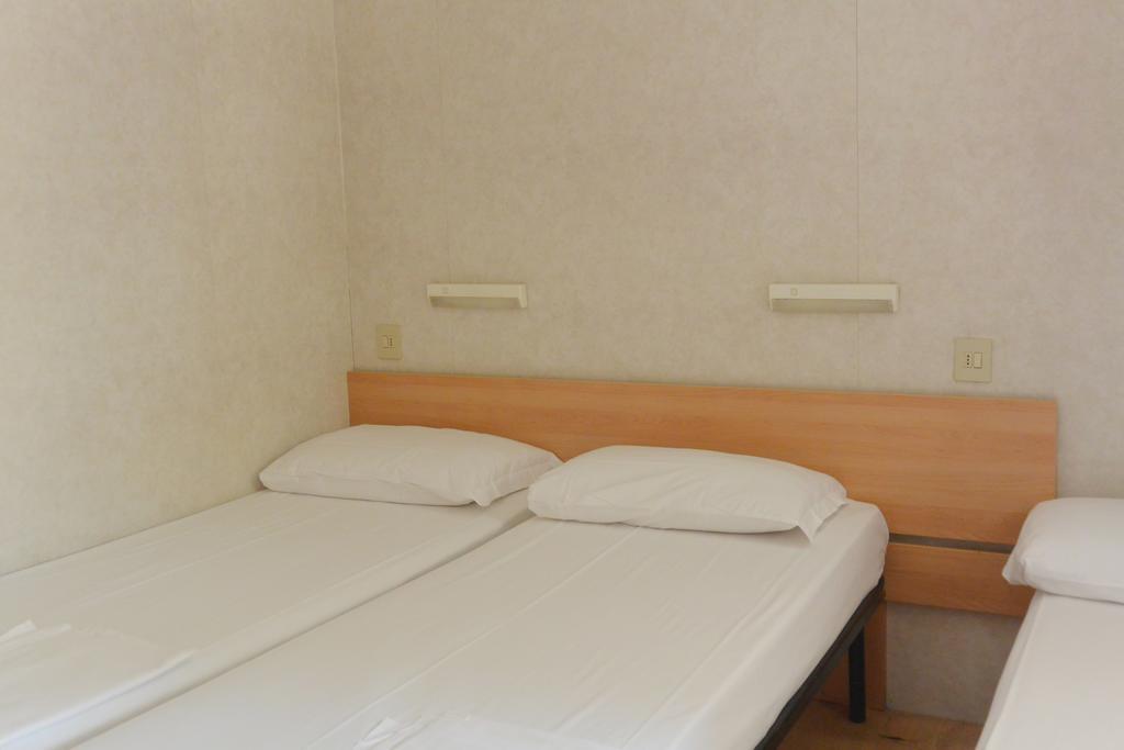 Village Torre Pendente Acampamento 3*